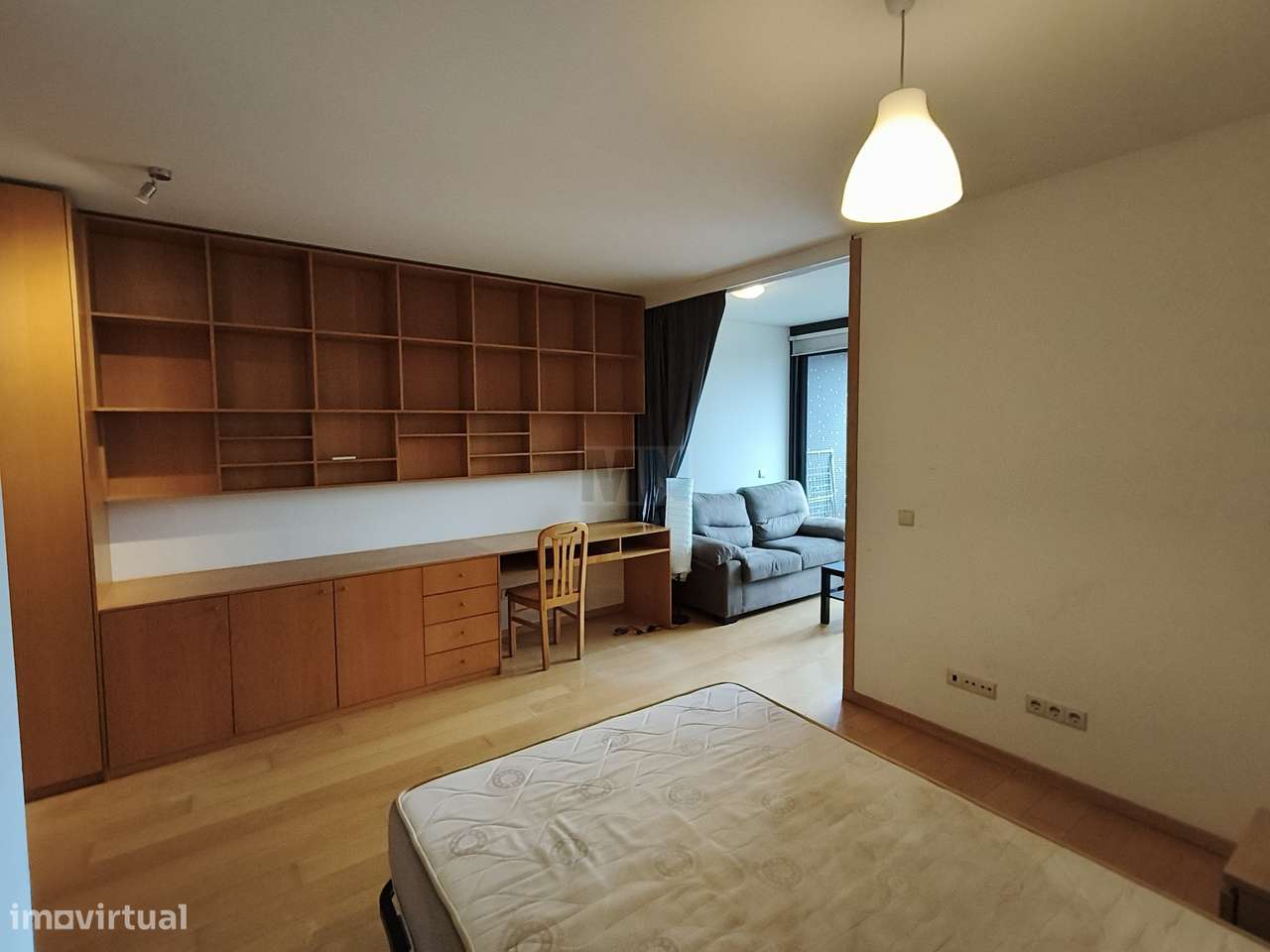 T0 com aparcamento na Qta. da Portela - Grande imagem: 4/24