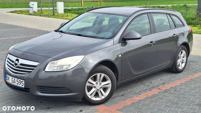 Opel Insignia - 1