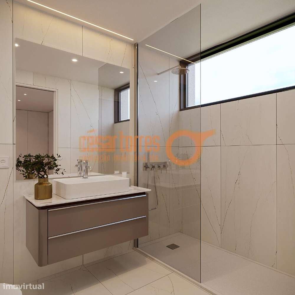 Moradia T3 + Office-13