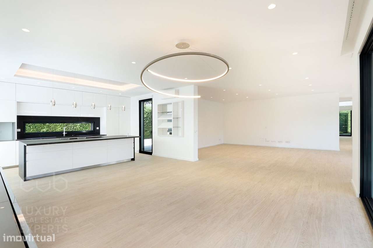 Moradia de Luxo T5 com Piscina na Herdade da Aroeira | Condomínio Priv-16