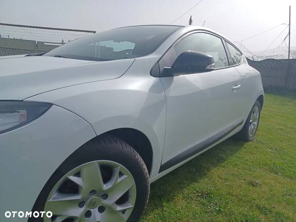 Renault Megane 1.6 16V Color Edition - 24