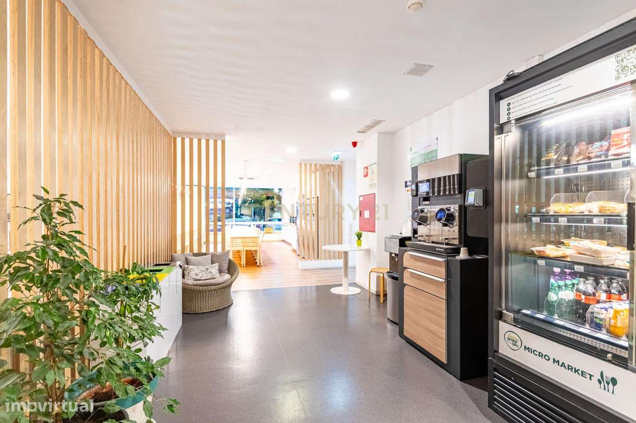 Edifício de escritórios moderno em Carnaxide, Oeiras-12