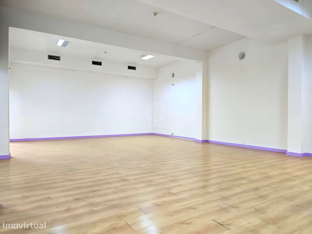 Espaço Comercial com 575 m² para Clínica, Ginásio ou Centro de Saúde n-39
