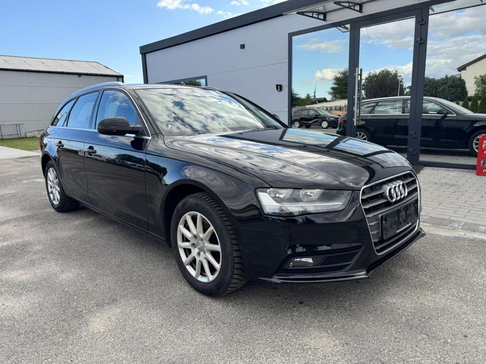 Audi A4 B8 (2007-2015) 2.0 TDI DPF clean diesel multitronic Ambiente 2015
