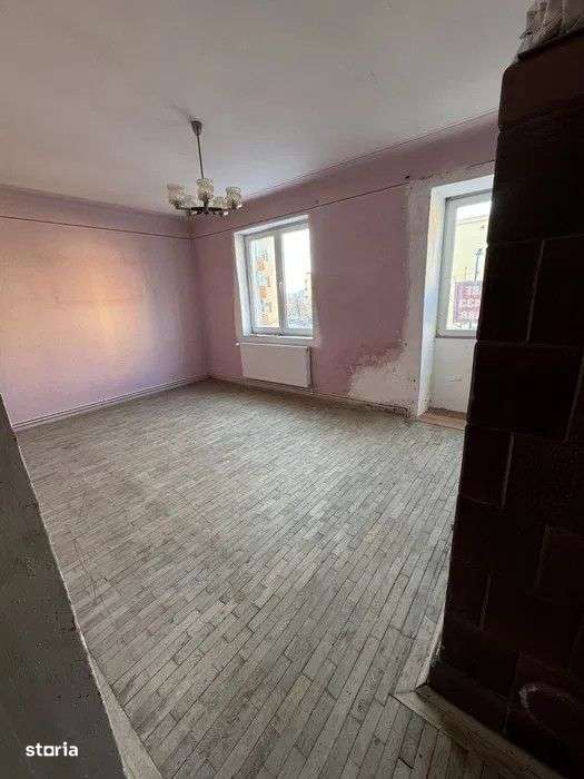 Apartament 3 camere 75 mp Triaj - Imagine principală: 4/7