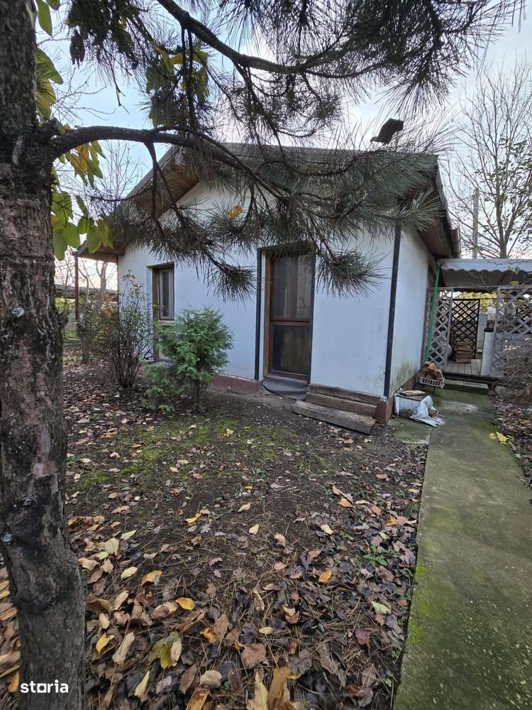 Exclusivitate! Proprietate Sendreni, zona linistita, 69.000 EUR - Imagine principală: 1/20