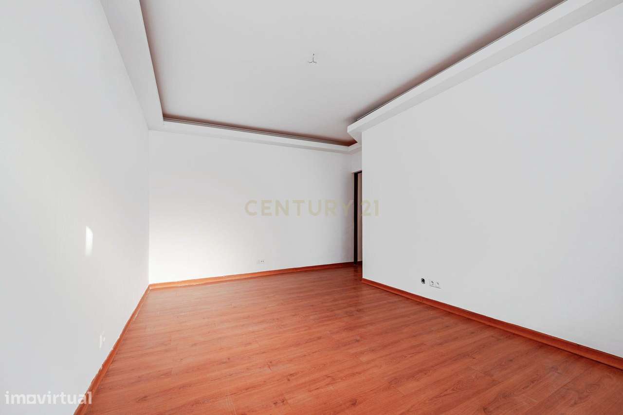 Apartamento T3 à venda no Feijó - Grande imagem: 5/29