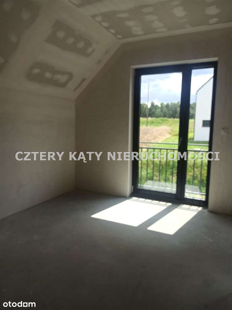 Funkcjonalny i ekonomiczny dom w super cenie!-11