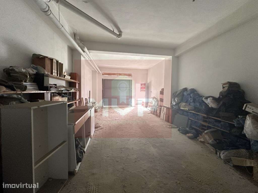 Arrecadação em cave, Olhão-4