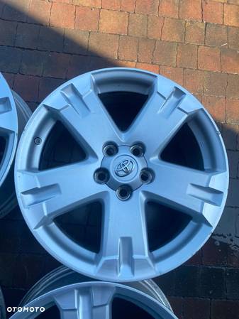 Alufelgi Toyota 5x114.3 7.5Jx18 ET45 - 4