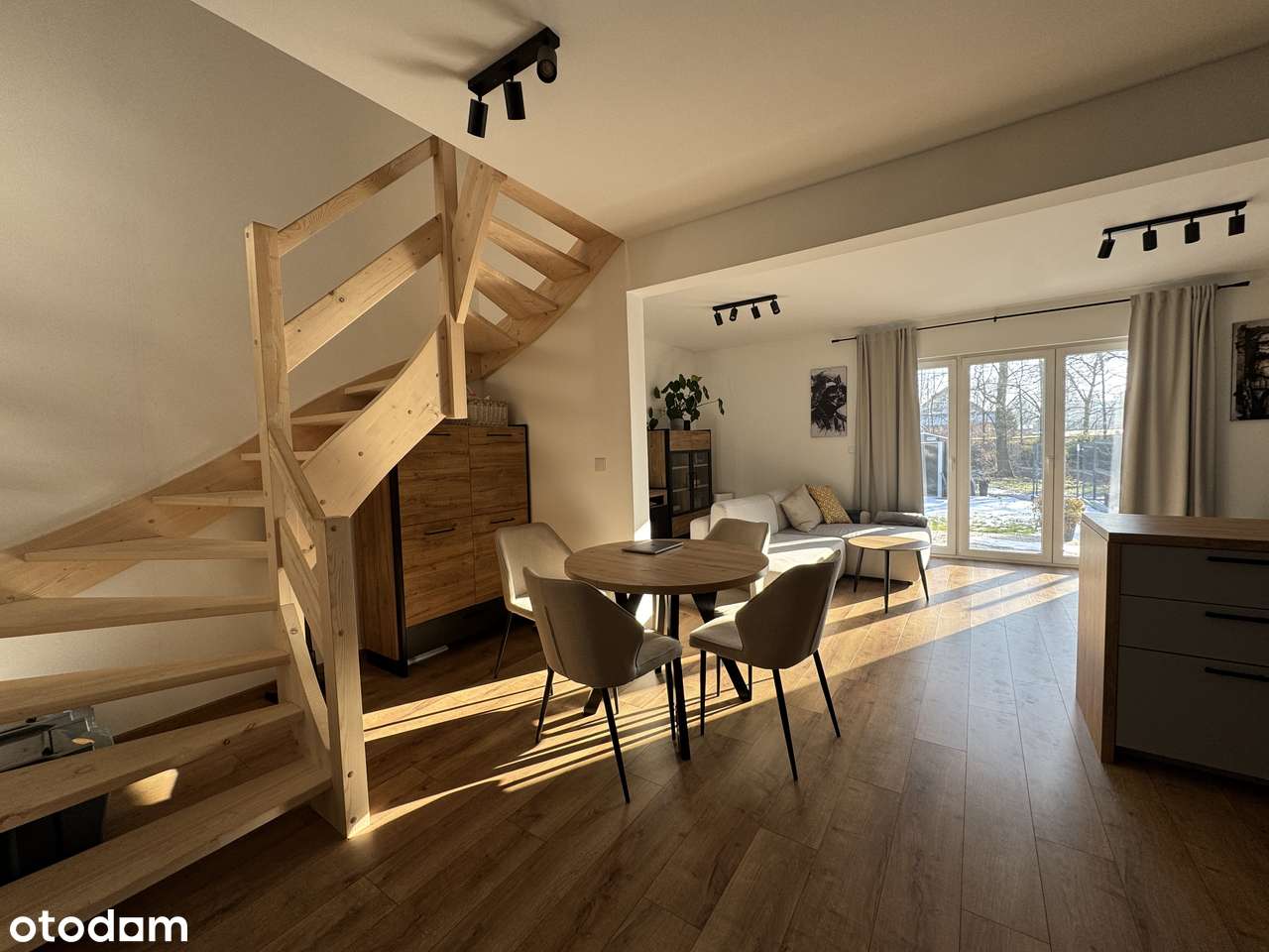 Nowoczesny dom w zabudowie bliźniaczej-3