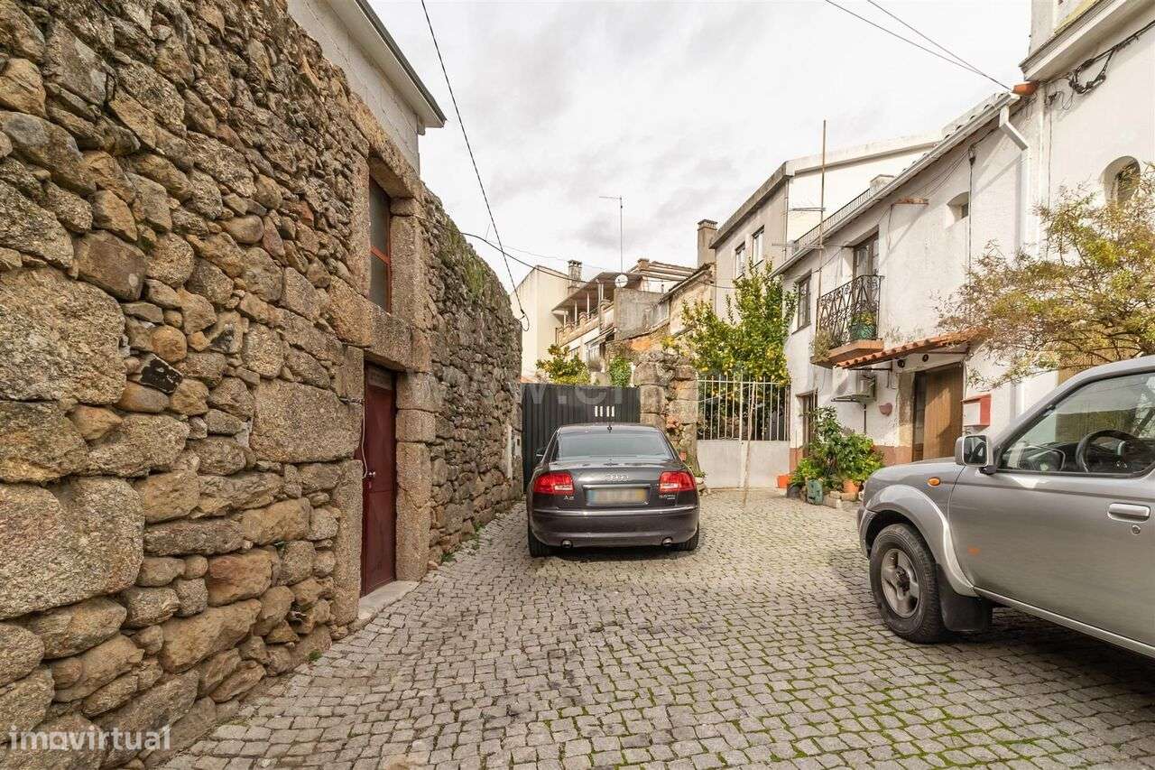 Moradia em Banda T4 / Belmonte, Caria - Grande imagem: 4/17