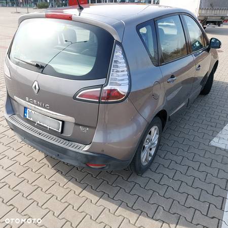 Renault Scenic 1.4 16V TCE Privilege - 11