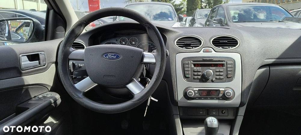 Ford Focus - 10