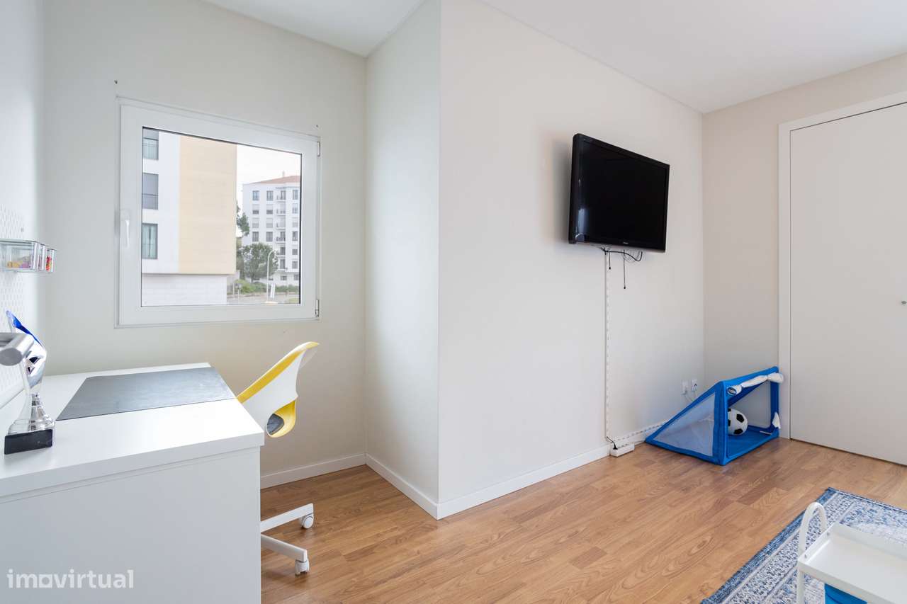Apartamento T3 com 163 m², Box e Arrecadação-19