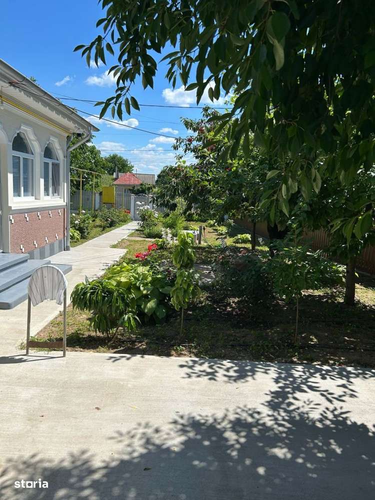 Casa renovata cu 1.052 mp teren, SASCUT(Targusor),  jud. Bacau-5