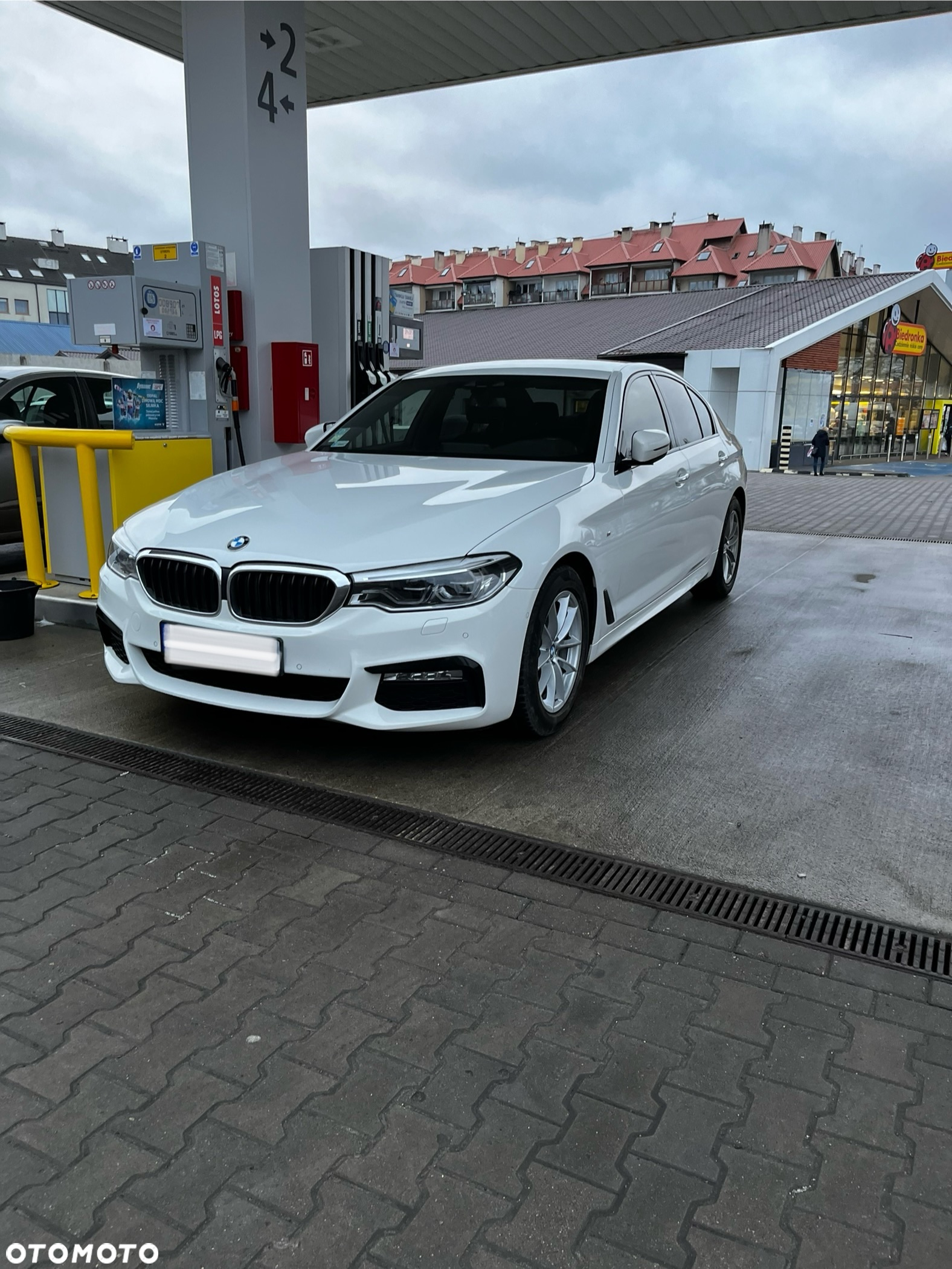 BMW Seria 5 520d M Sport - 14