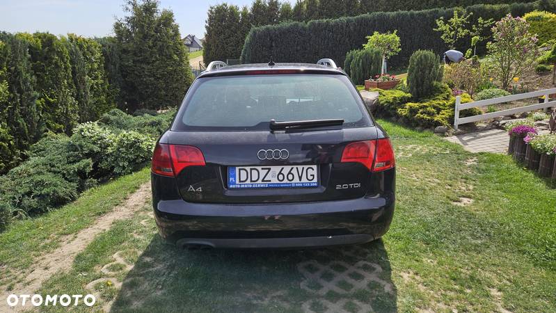 Audi A4 Avant 2.0 TDI - 4