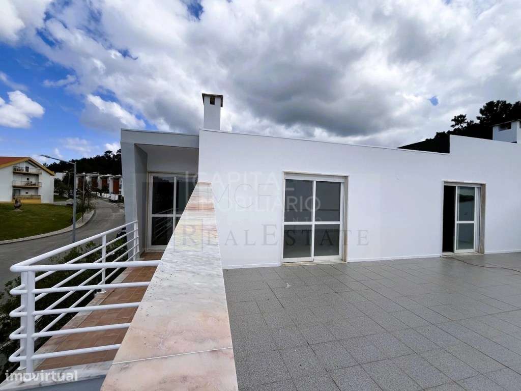 Moradia T4 na Cotovia - Sesimbra, Em fase final de melhoramentos, G... - Grande imagem: 5/30