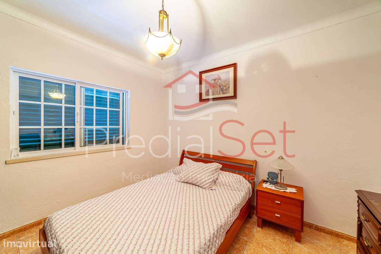 Moradia T4 em Quintinha - Palmela-53