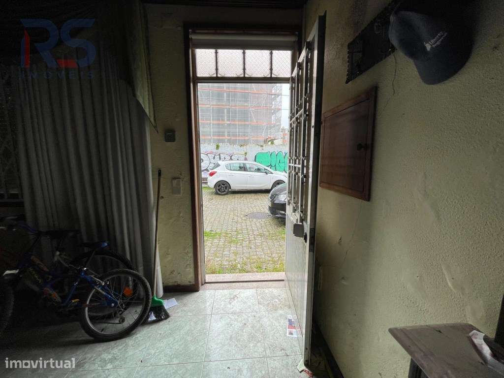 construção 3 pisos e recuado-14