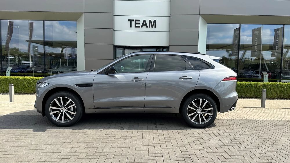Jaguar F-Pace 2.0 Benzyna 249 KM — zdjęcie 6