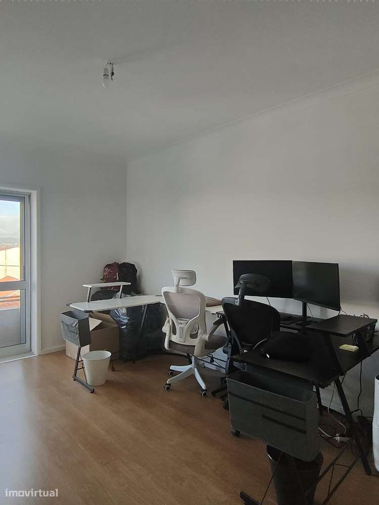 Apartamento T2+1 c/lugar garagem em Oliveira do Douro-19