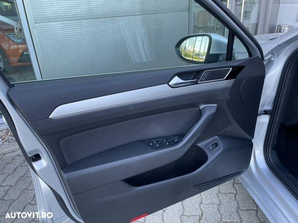Volkswagen Passat Variant 2.0 TDI 4Motion Comfortline - 25