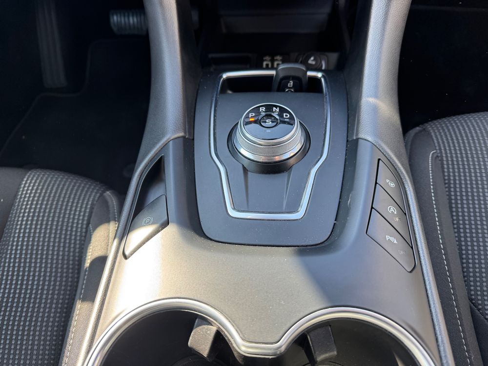 ford mondeo   2 0 tdci aut titanium