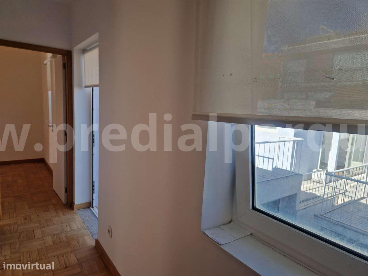 Moradia T3+1 para venda no Bairro António Aroso-15