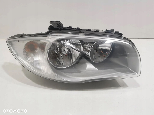 BMW 1 E81 E87 LAMPA PRAWY PRZÓD EU SPRAWNA CAŁA ORYGINAŁ - 2