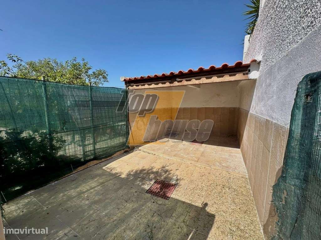 Moradia T4 com piscina e terreno de 900m2 - Quinta da Serralheira -...-36
