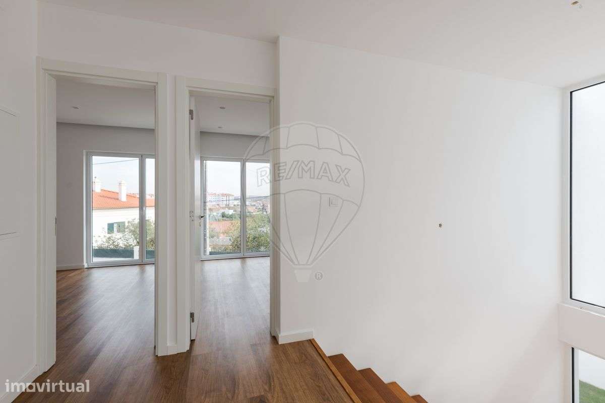 Moradia T4 para venda-24