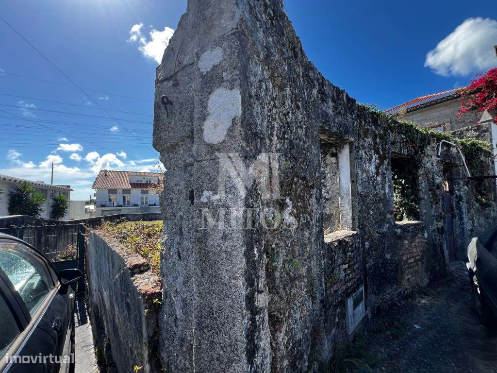 Moradia em ruina para venda em Santa Marta de Portuzelo - Viana do ... - Grande imagem: 5/7