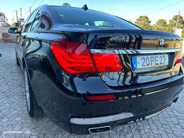 BMW 740 d xDrive Pack M - 15