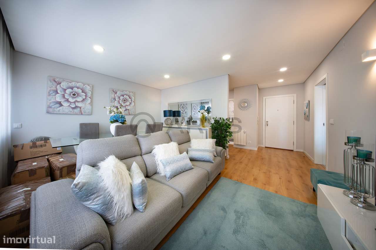 T2 Totalmente Remodelado na Sé, cividade - Grande imagem: 2/17