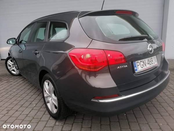 Opel Astra - 3