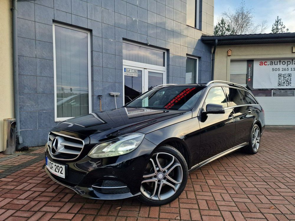 Mercedes-Benz E W212/W207 200 7G-TRONIC Avantgarde 2013