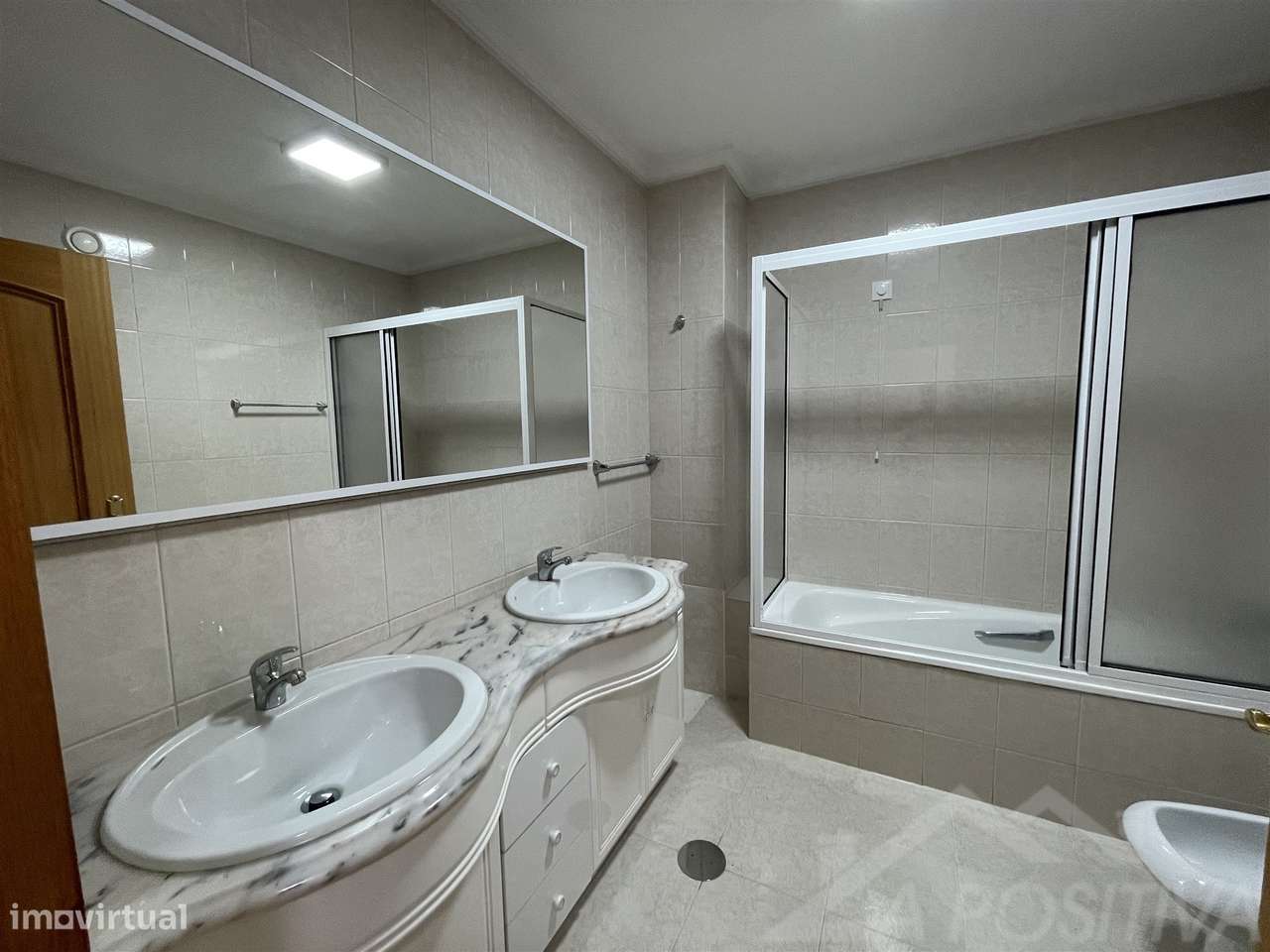 Apartamento T2+1 Venda em São João da Madeira,São João da Madeira-23