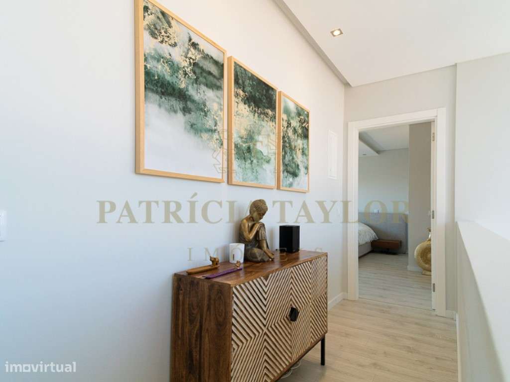 Moradia T3 a venda em Tires-38