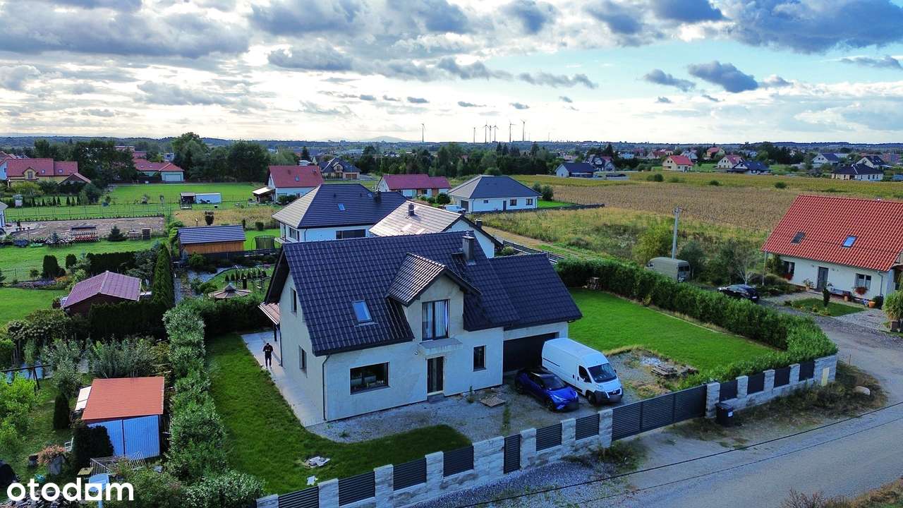 Dom na sprzedaż, 4 pokoje, 143 m², Godzikowice