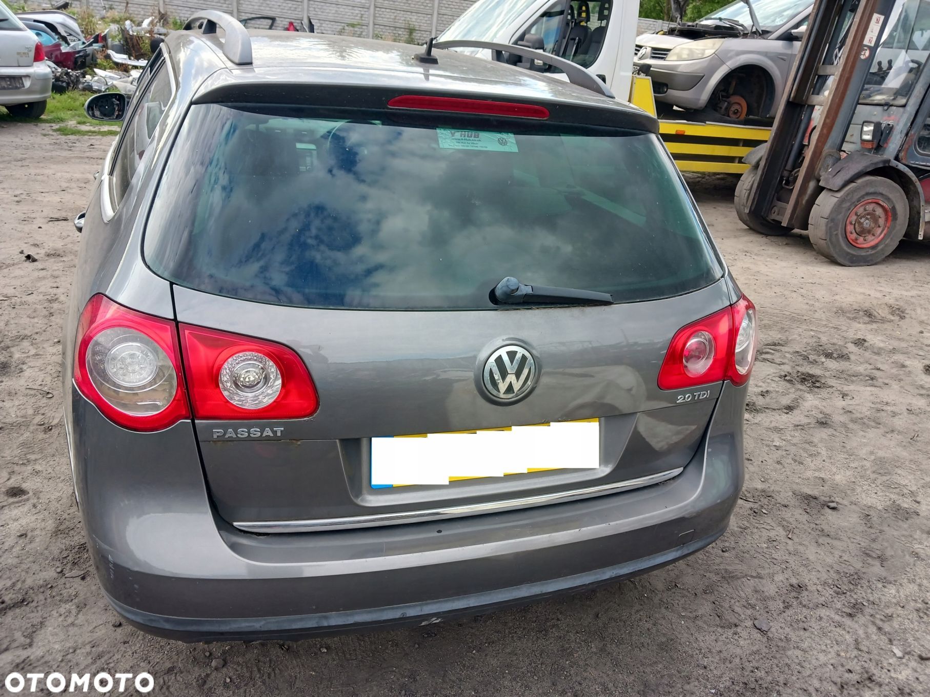 ZDERZAK TYŁ VW PASSAT B6 KOMBI SZARY LA7T 2007 ROK - 1