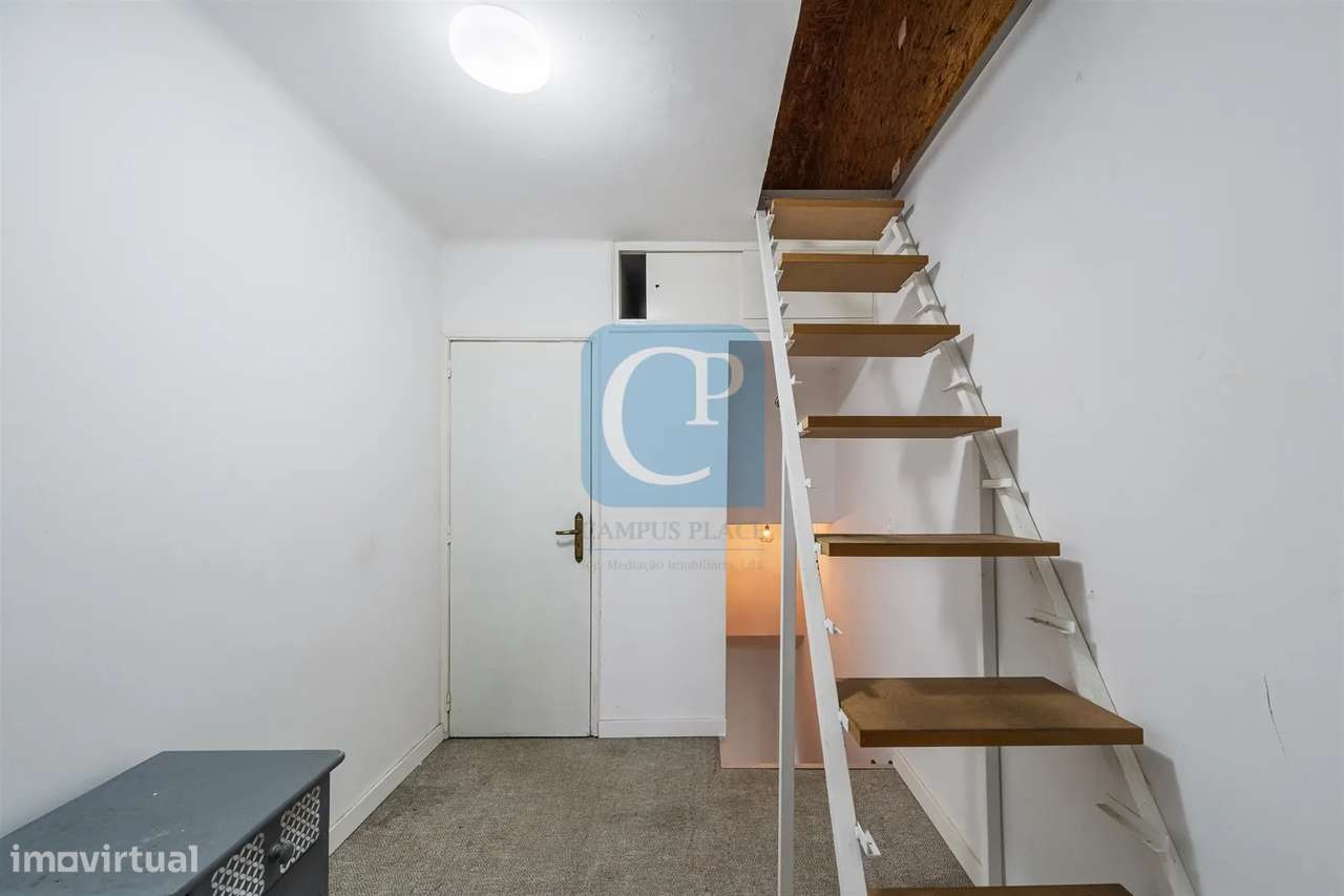 Moradia V2 à Estrada da Circunvalação, Ramalde, Porto - Grande imagem: 4/21