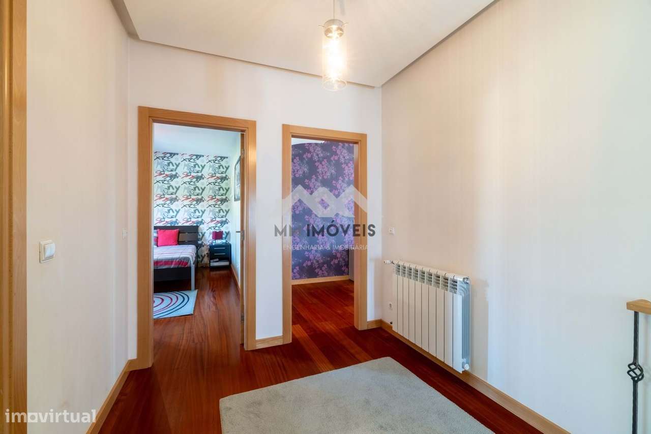 Moradia T4 | Piscina | Jardim | 4 frentes | Praia Fluvial-51