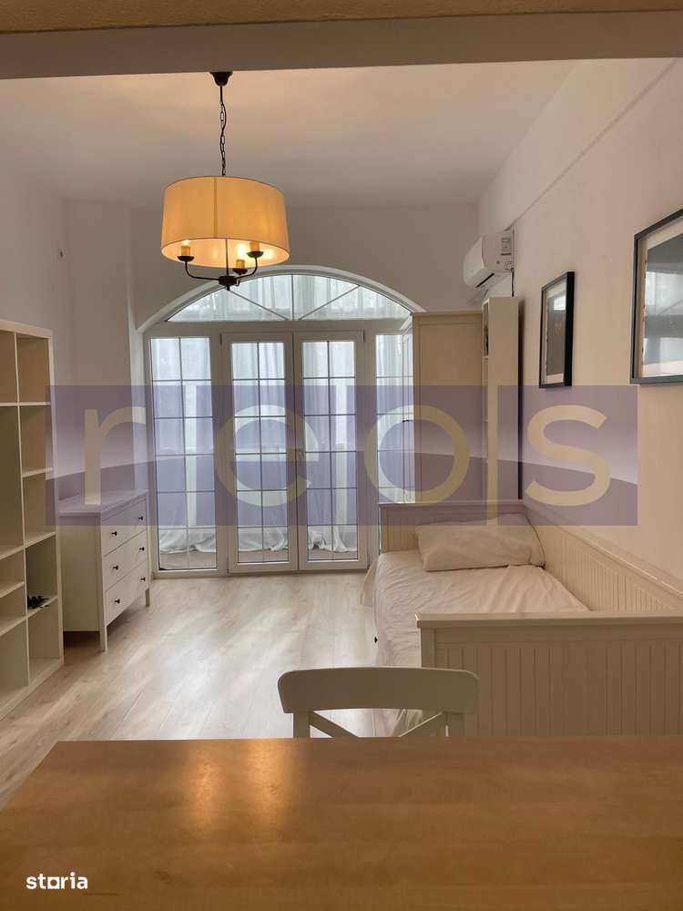 Vanzare garsoniera Boema 30MP Romana, ateneu ultracentral