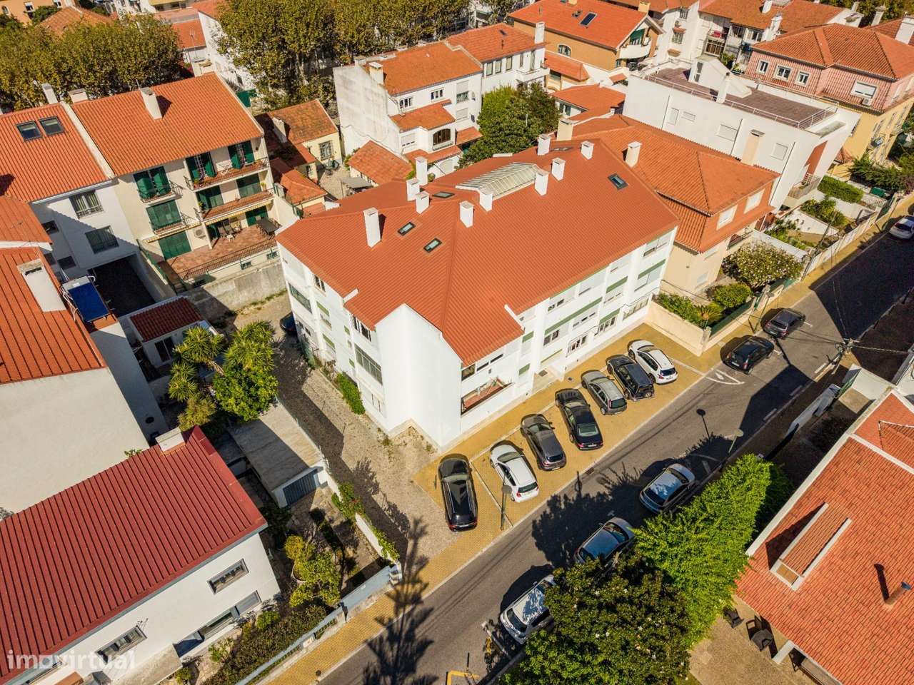 T1 Renovado a Poucos Minutos da Praia em Carcavelos-18