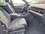 Volkswagen Touareg 3.0 V6 TDI 4Motion R-Line - 13