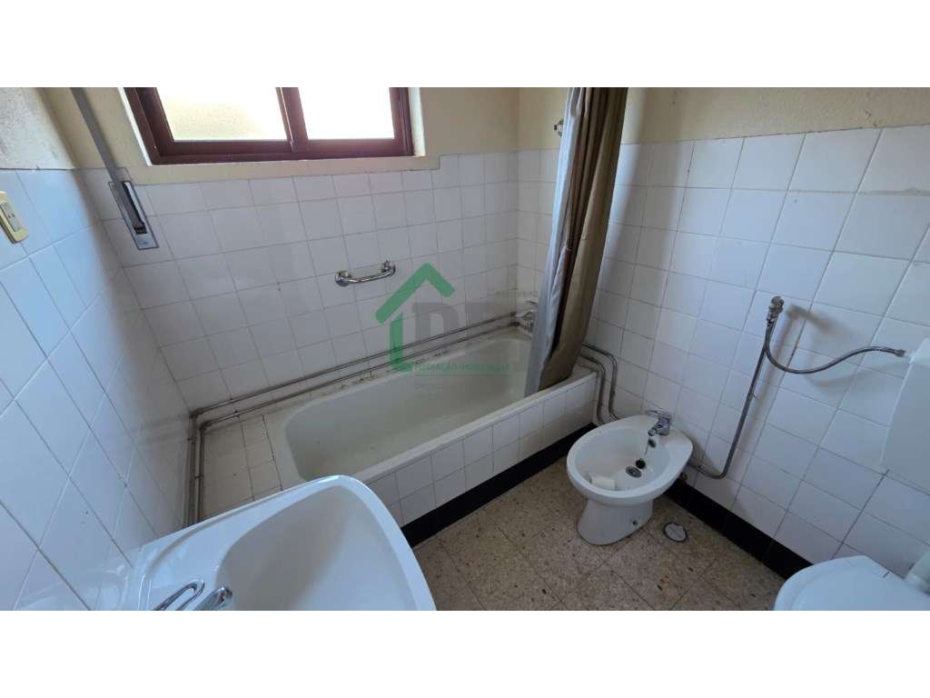 T3 na Zona baixa da Cidade-15