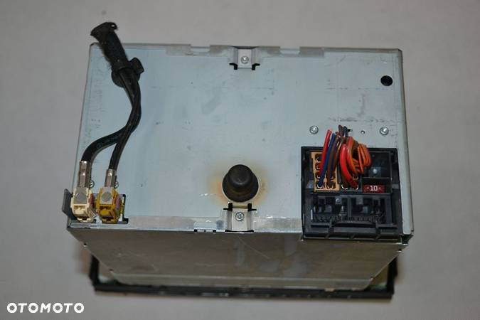 R104/R121 RADIO SAMOCHODOWE VW DELTA T5 TOUAREG 7L6035195A - 8