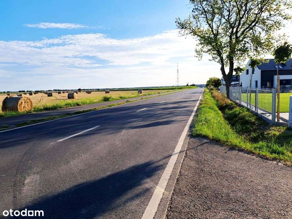 Nowoczesny dom z 4 sypialniami  i z przestronną działką.-5